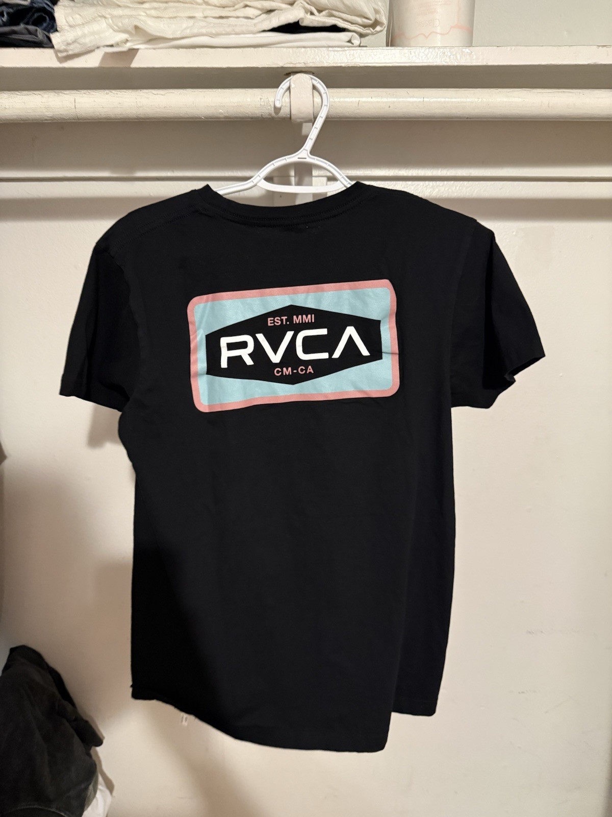 RVCA Men’s M Black Crew Neck Short Sleeve Graphic Logo T-Shirt Cotton Blend