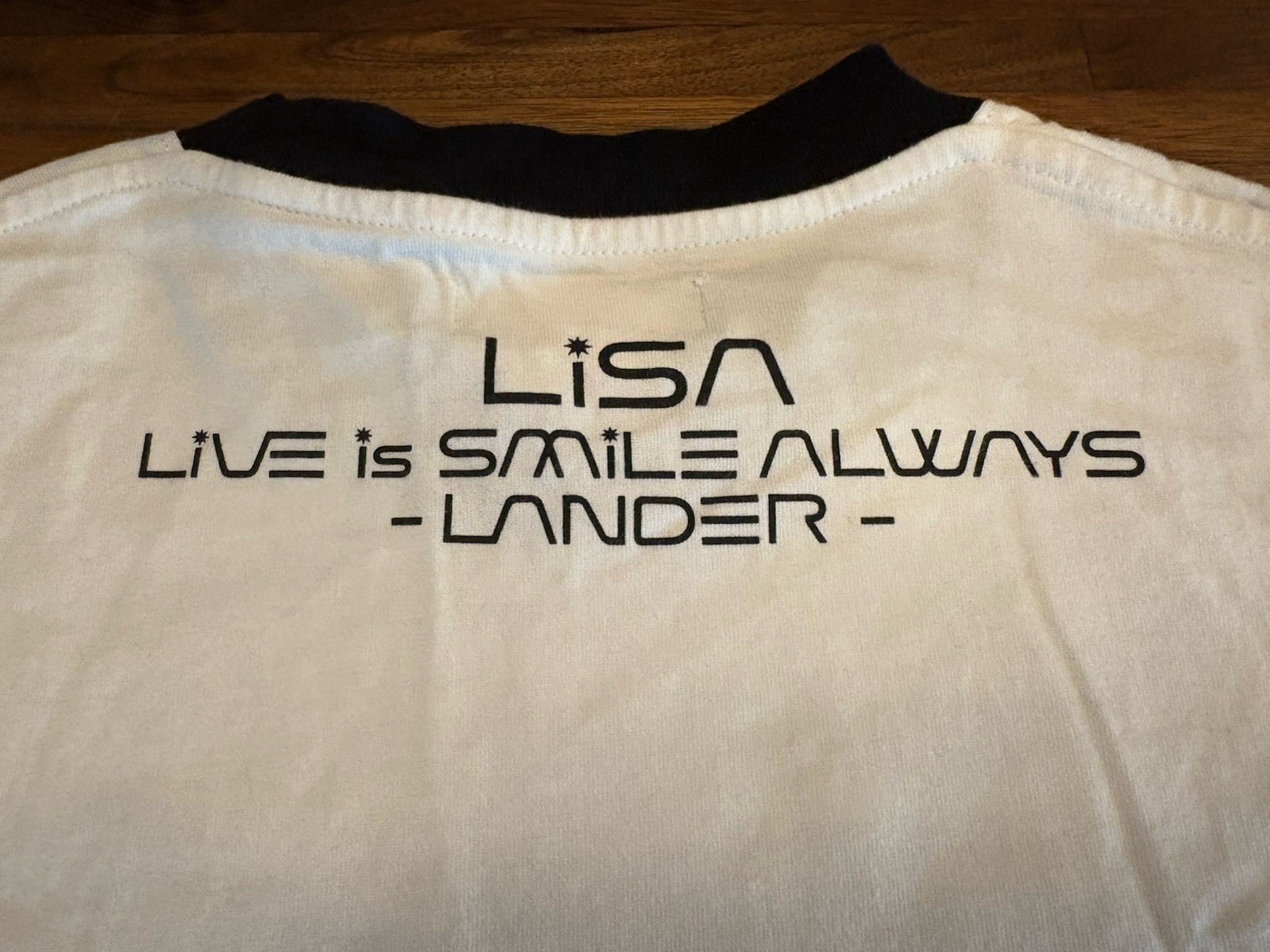 Lisa Lander 2023 Live Is Smiles Always T-Shirt Size Large