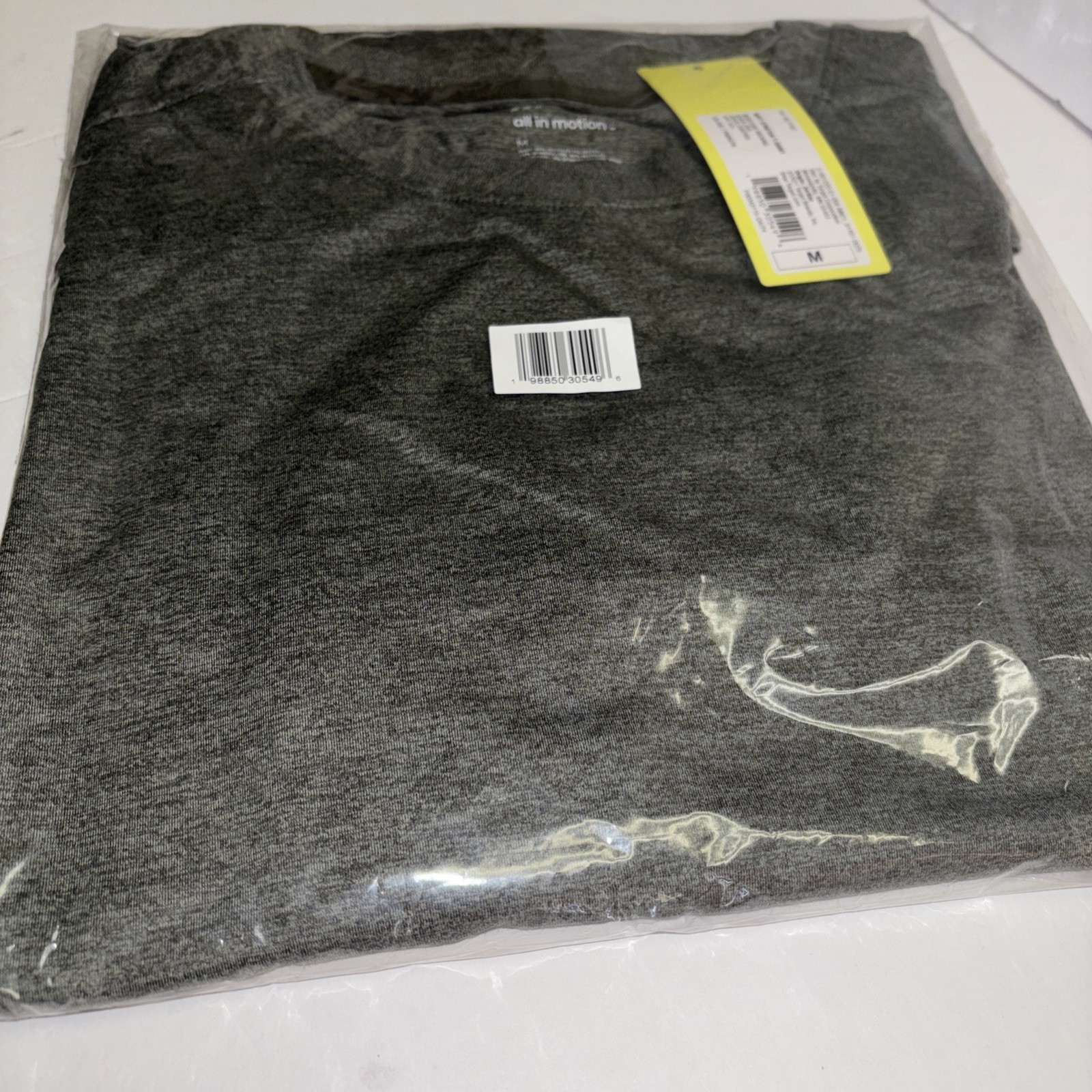 Men’s All In Motion Short Sleeve Soft Stretch T Shirt Olive Size Medium NWT