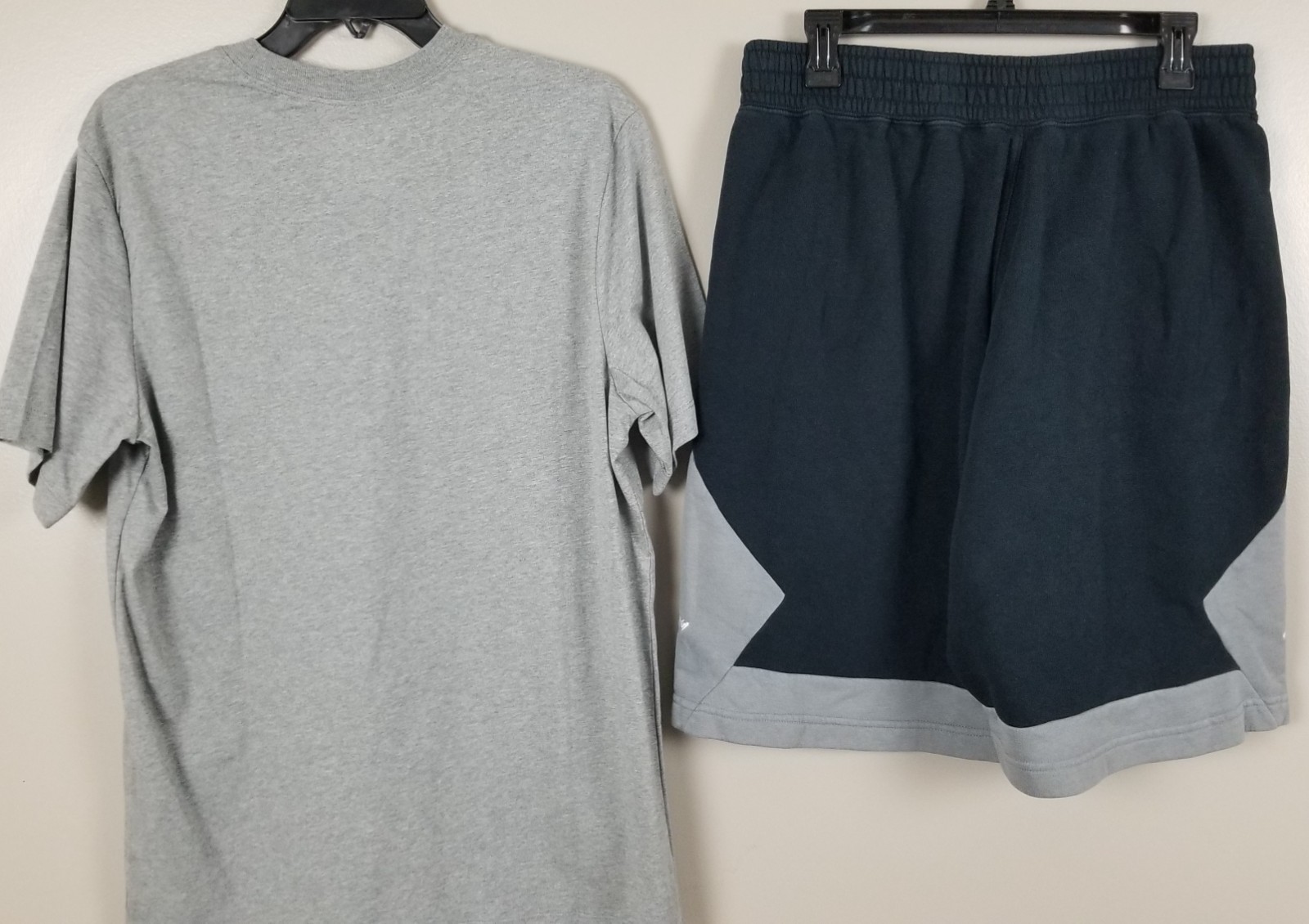 JORDAN JUMPMAN BASKETBALL OUTFIT SHIRT + SHORTS GREY BLACK RARE (SIZE MEDIUM)