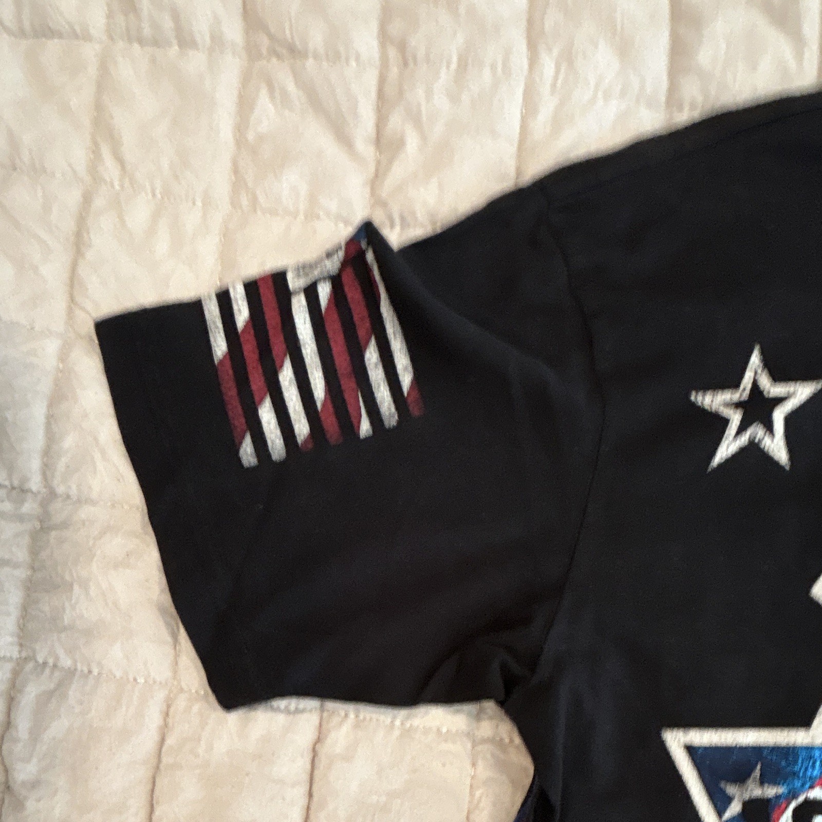 American Fighter Men’s Black T-Shirt, Red White, And Blue Size Large Nwt