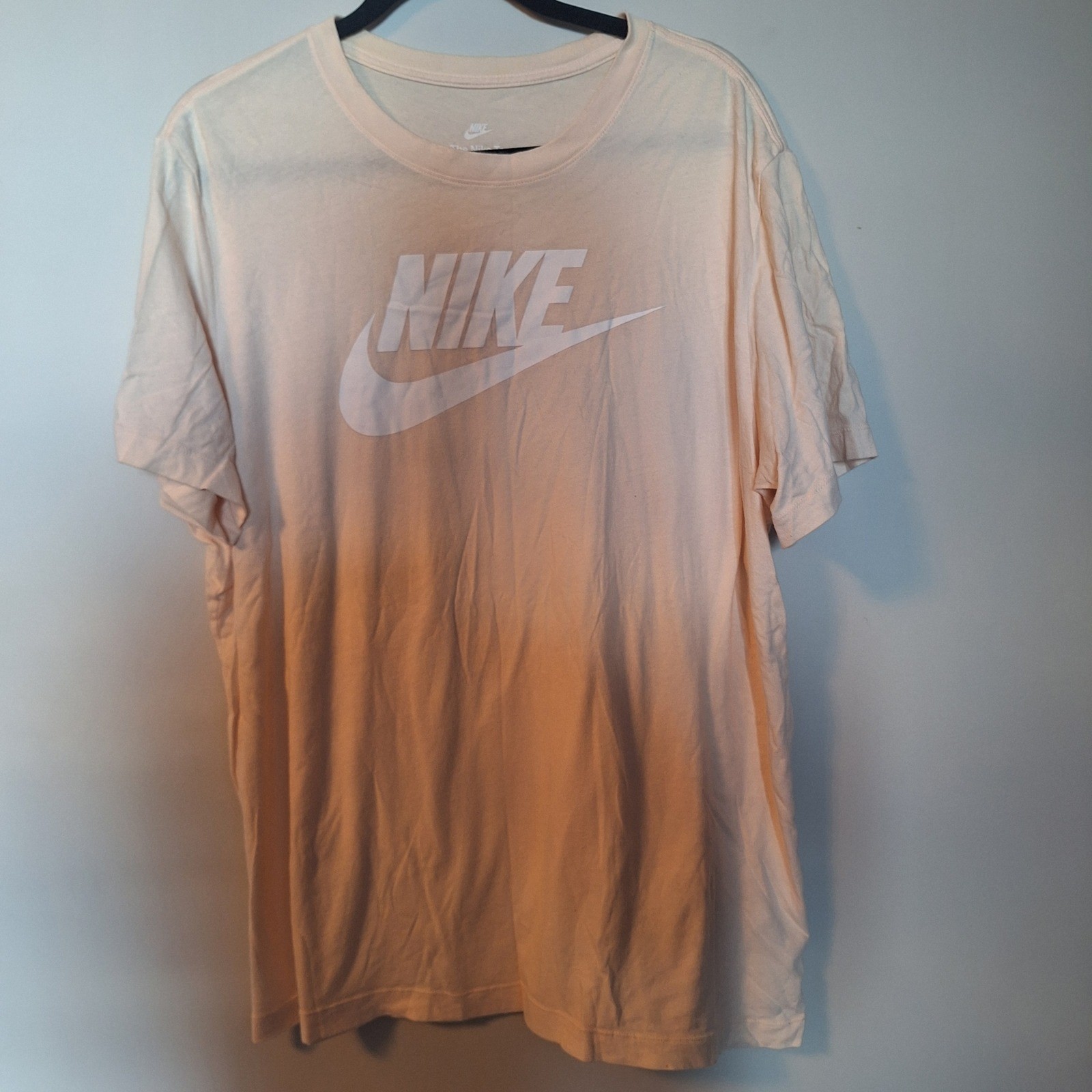 Nike Sportswear Futura Icon Tee Peach Apricot Cream Logo T-Shirt Size XL