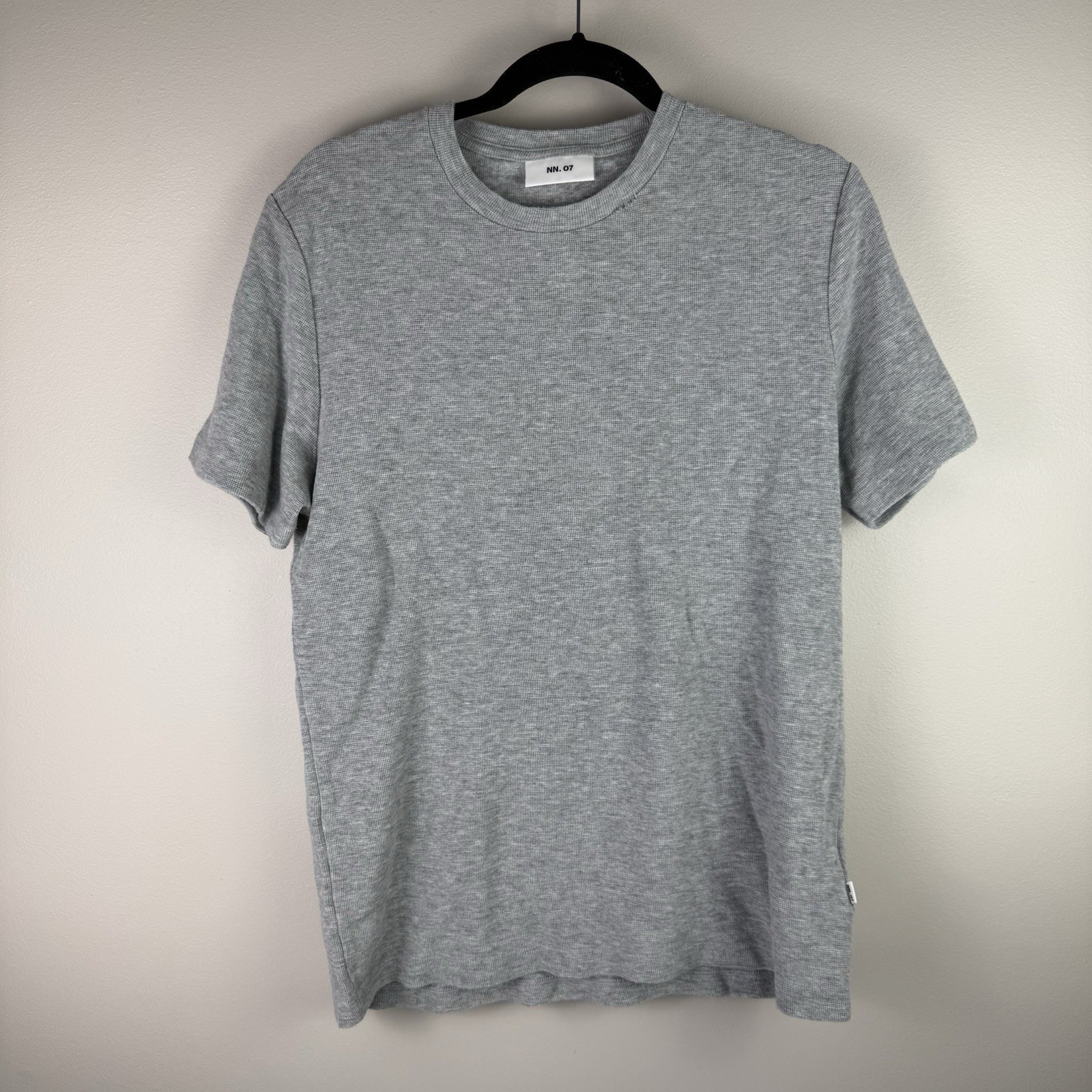 NN07 Men’s Clive T Shirt Medium Gray Waffle Knit Minimalist Scandinavian Tee