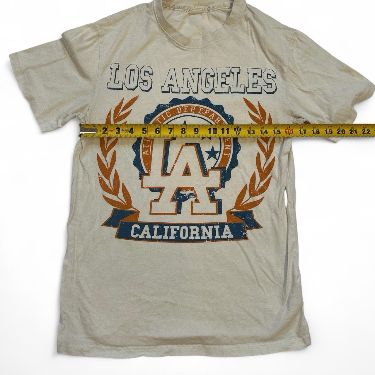 Los Angeles Men Graphic Tee – Size Small